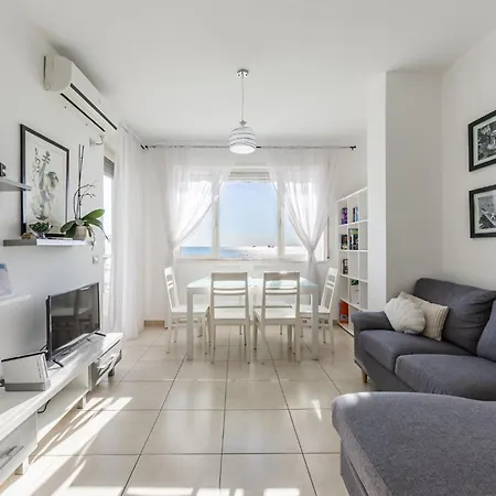 Apartment The Beachfront